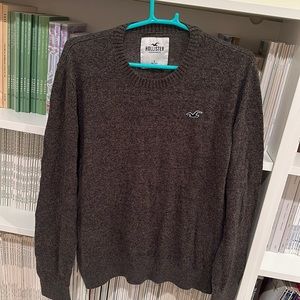 Hollister green sweater